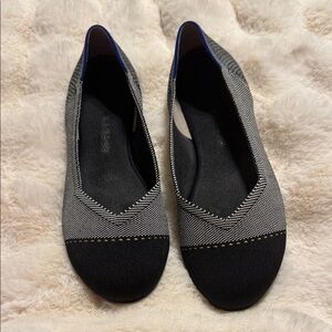 ROTHY’S
Women’s Black and Gray Knit Ballet Flats
